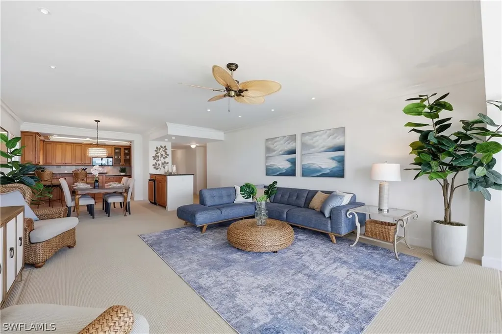 2885 Gulf Shore Boulevard N Naples FL 34103