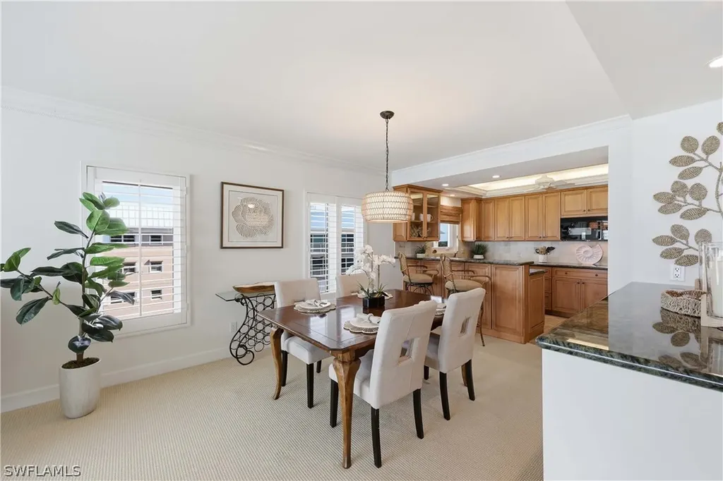 2885 Gulf Shore Boulevard N Naples FL 34103