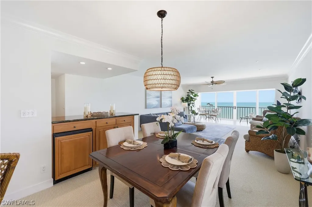 2885 Gulf Shore Boulevard N Naples FL 34103