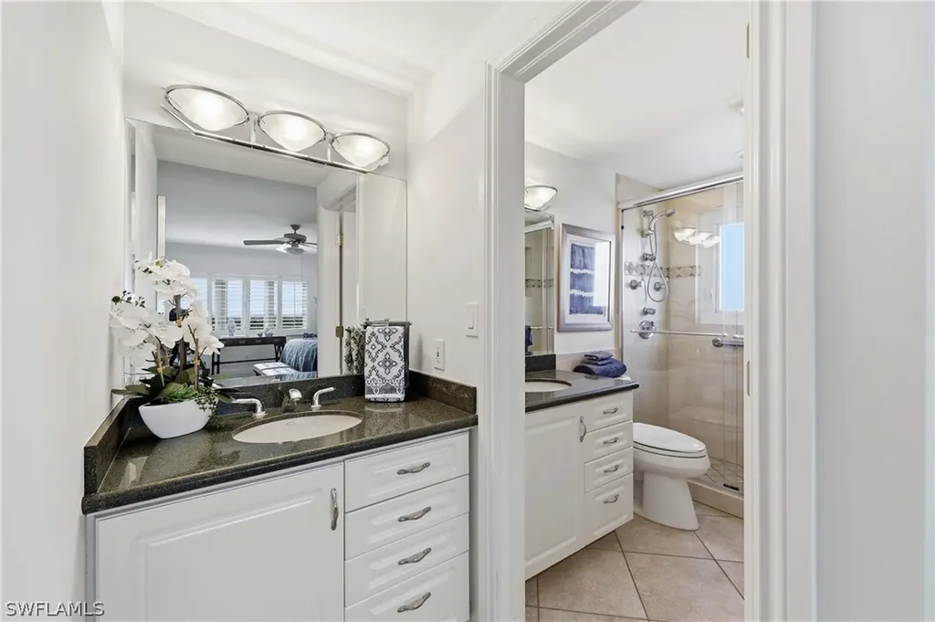 2885 Gulf Shore Boulevard N Naples FL 34103