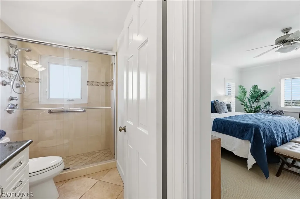 2885 Gulf Shore Boulevard N Naples FL 34103