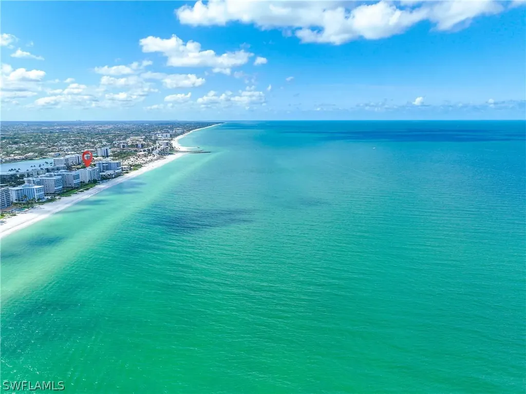 2885 Gulf Shore Boulevard N Naples FL 34103