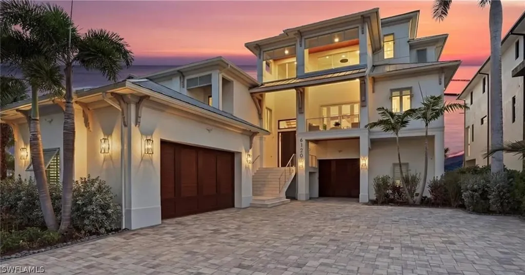 Fort Myers Beach FL, 6120 Court Street