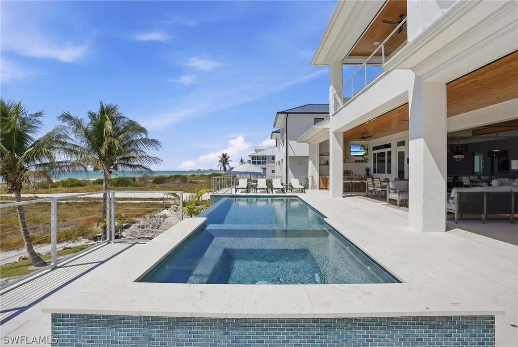 6120 Court Street Fort Myers Beach FL 33931