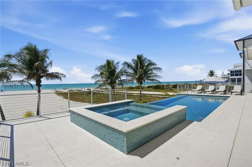 6120 Court Street Fort Myers Beach FL 33931