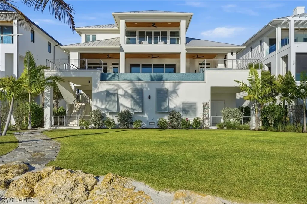 6120 Court Street Fort Myers Beach FL 33931