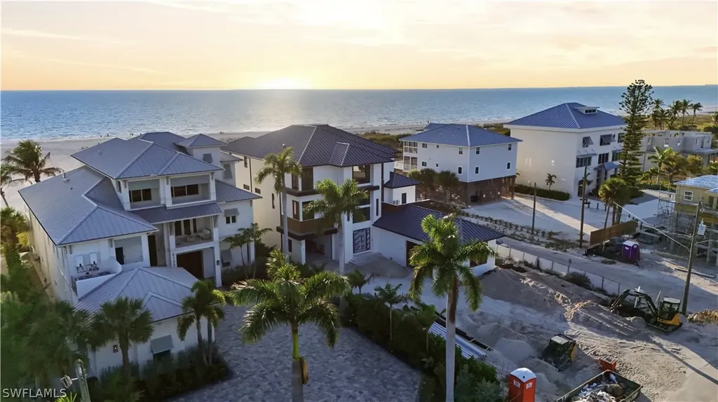 6100 Court Street Fort Myers Beach FL 33931
