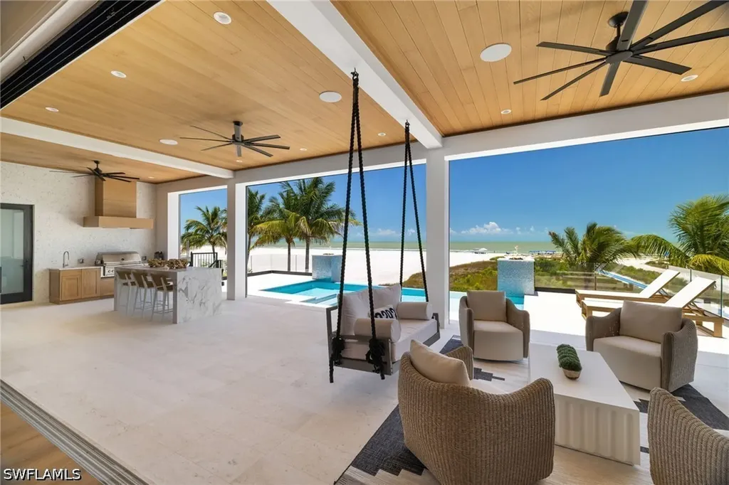 6100 Court Street Fort Myers Beach FL 33931