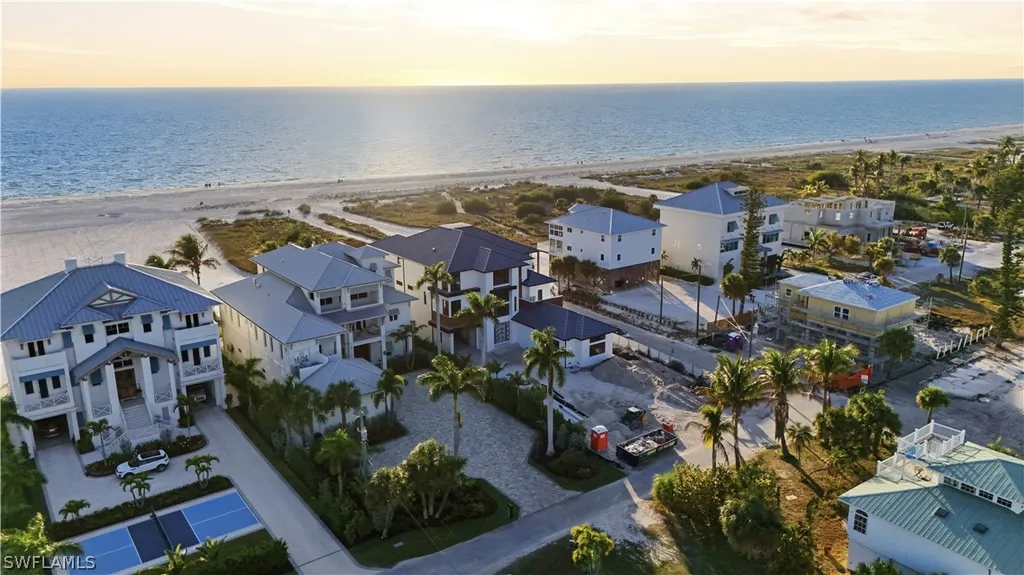 6100 Court Street Fort Myers Beach FL 33931
