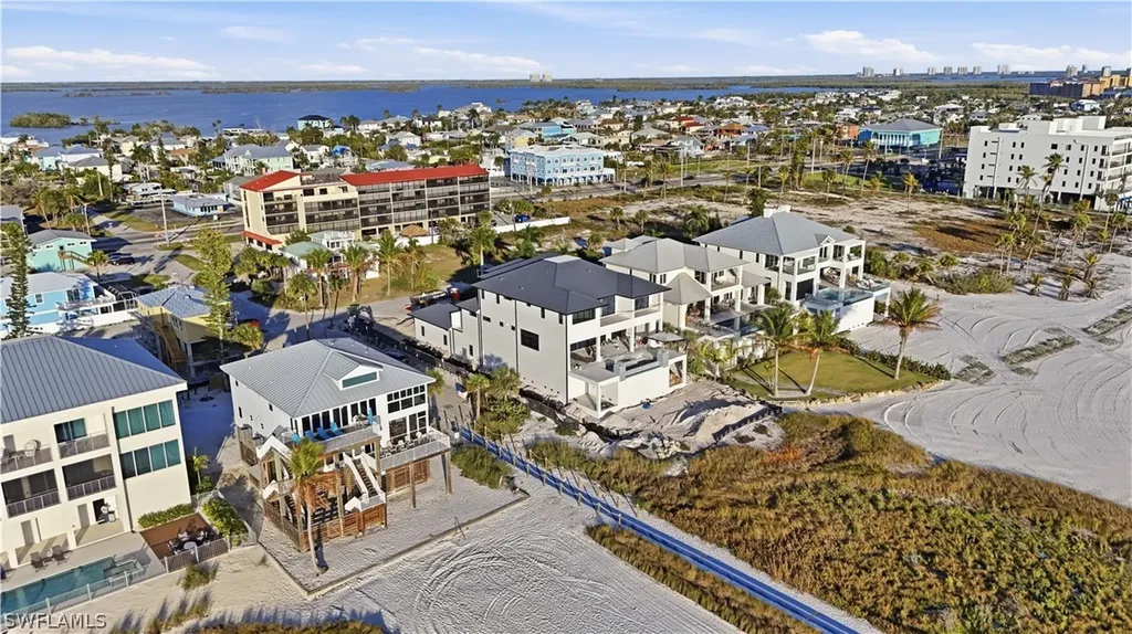 6100 Court Street Fort Myers Beach FL 33931