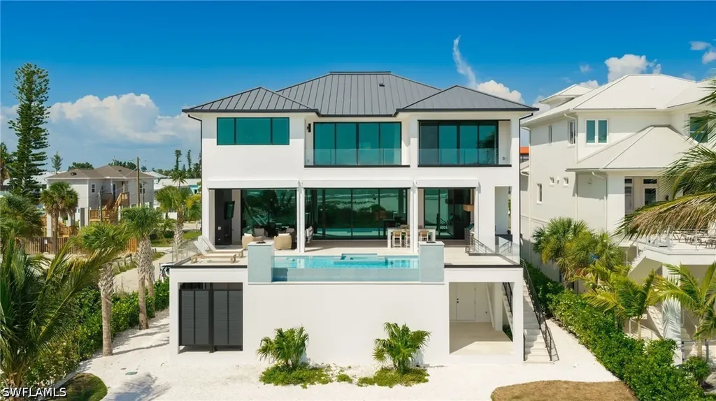 6100 Court Street Fort Myers Beach FL 33931