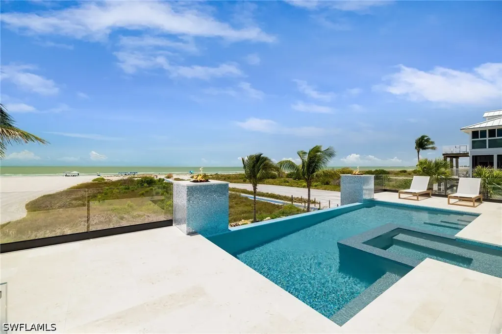 6100 Court Street Fort Myers Beach FL 33931