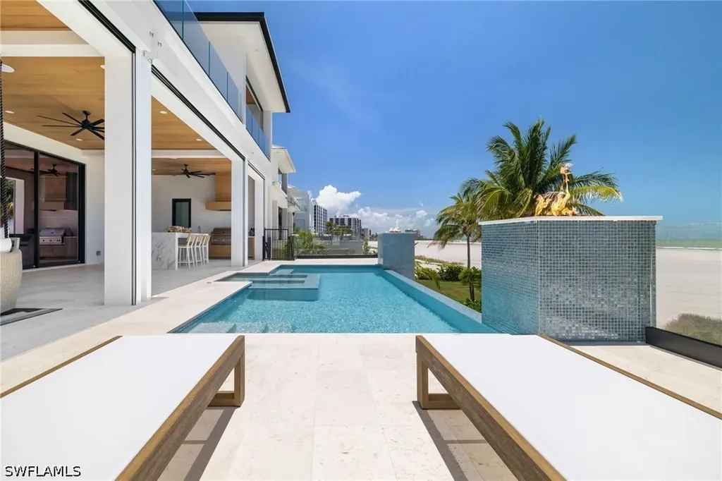 6100 Court Street Fort Myers Beach FL 33931