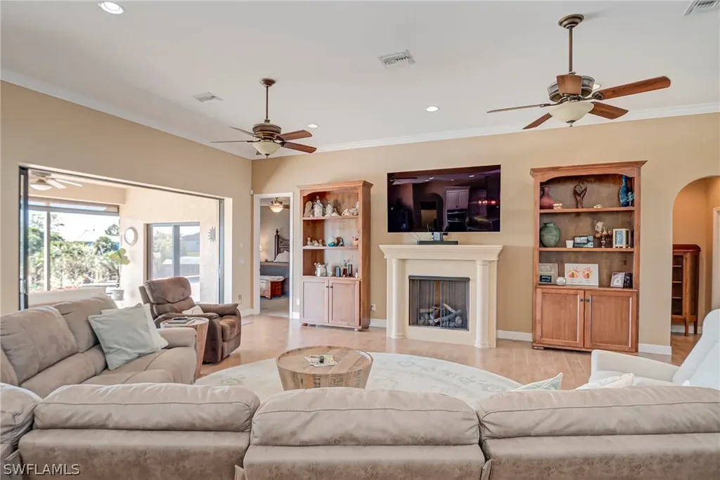 1316 NE 20th Street Cape Coral FL 33909