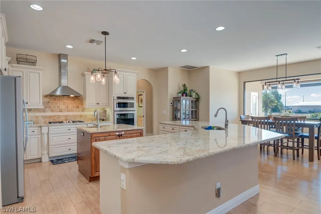 1316 NE 20th Street Cape Coral FL 33909