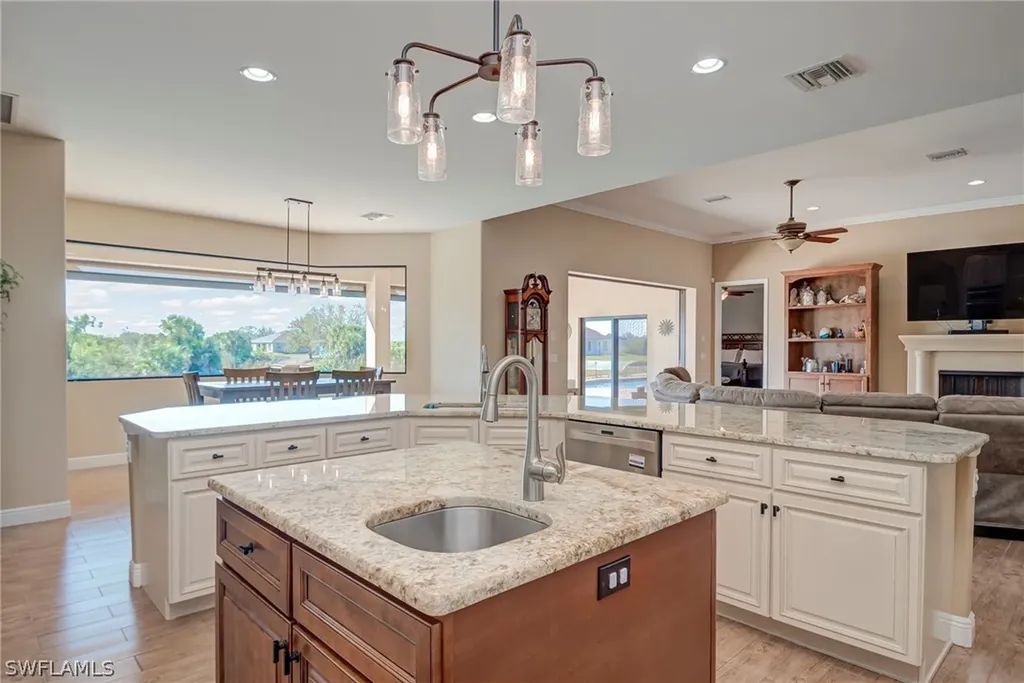 1316 NE 20th Street Cape Coral FL 33909