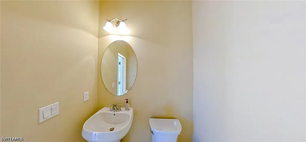 1316 NE 20th Street Cape Coral FL 33909