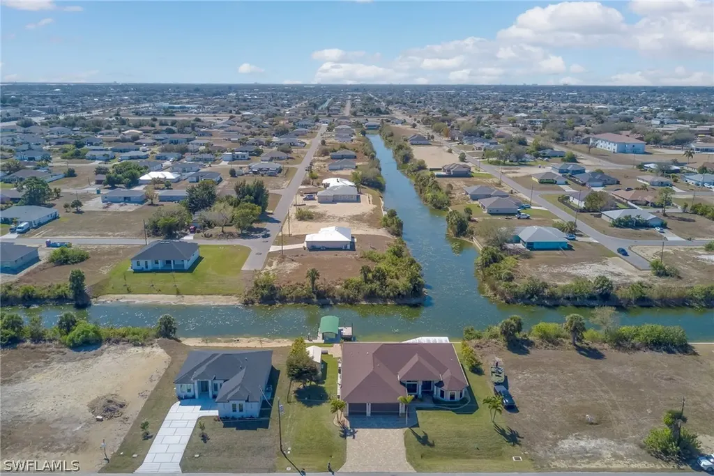 1316 NE 20th Street Cape Coral FL 33909