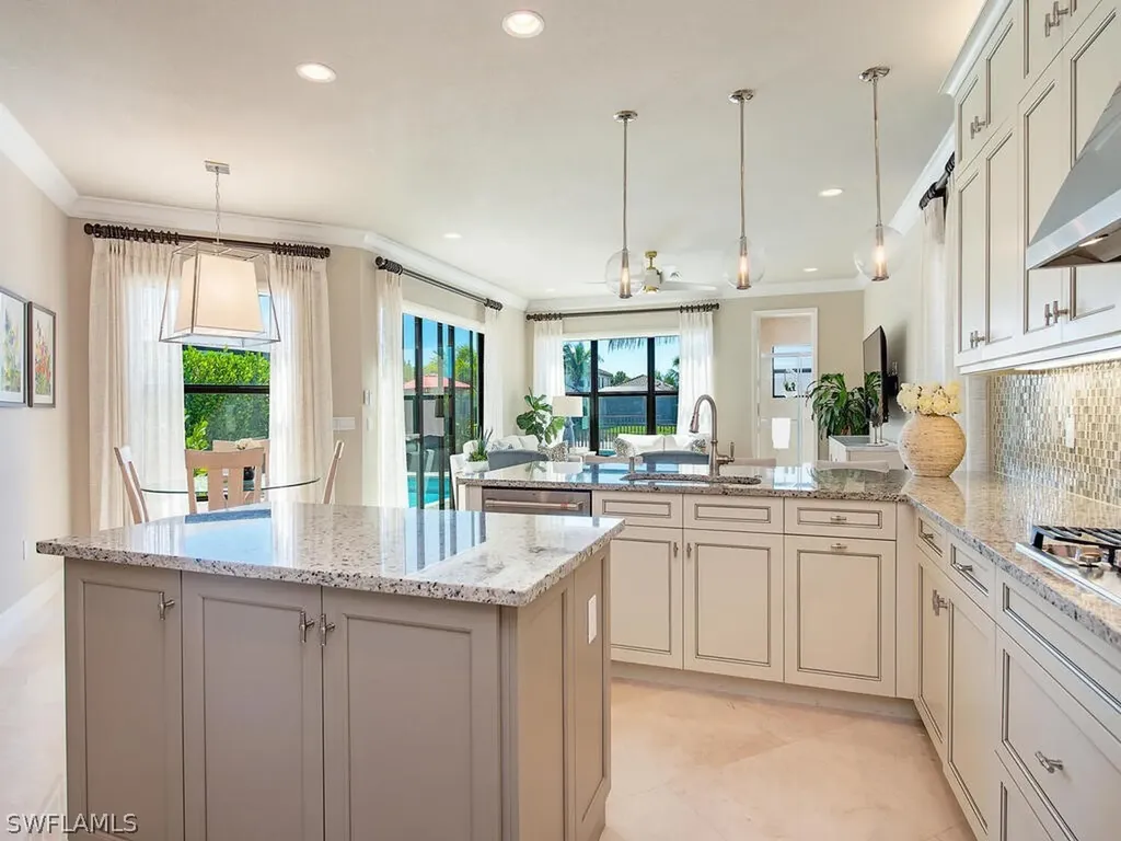 4450 Kensington Circle Naples FL 34119