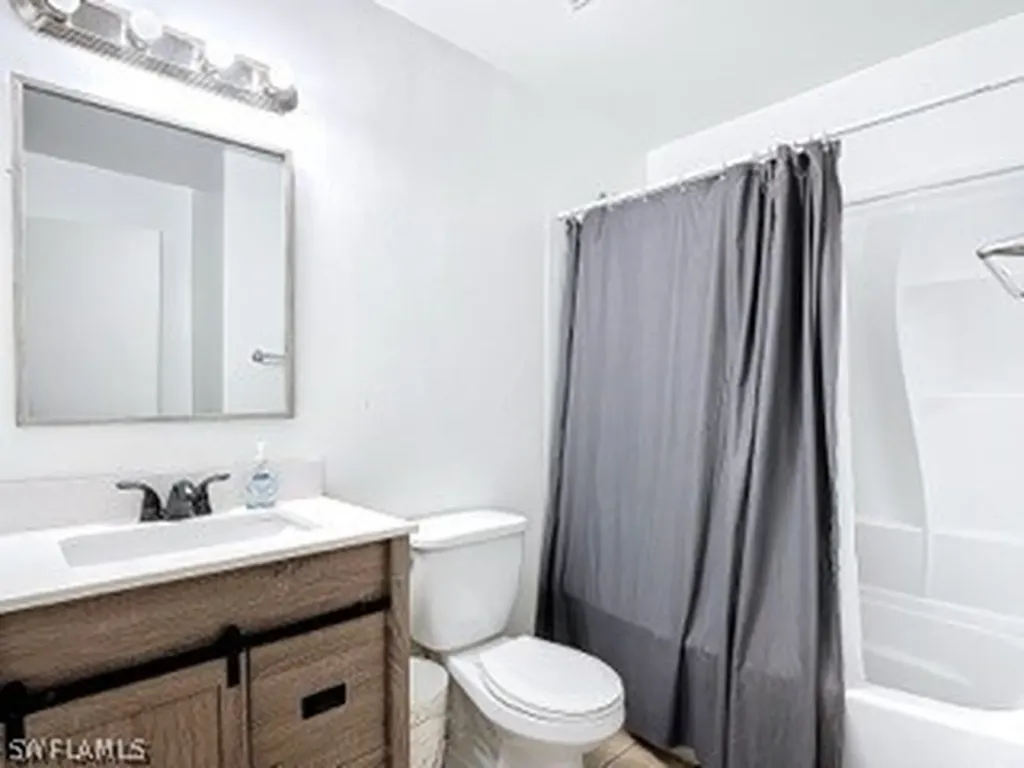 706 Hancock Bridge Parkway Cape Coral FL 33990