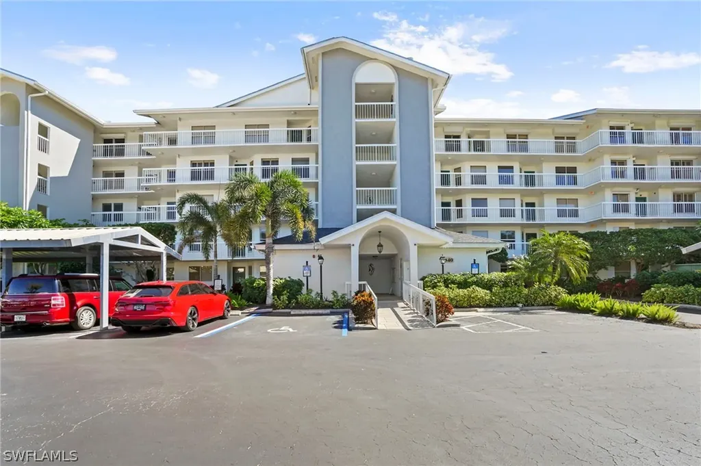 340 Horse Creek Drive Naples FL 34110