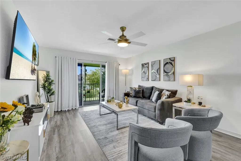 1599 Trafalgar Lane Naples FL 34116
