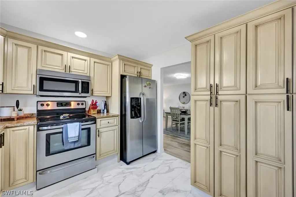 1599 Trafalgar Lane Naples FL 34116