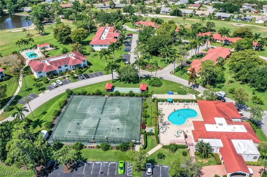 1057 Forest Lakes Drive Naples FL 34105