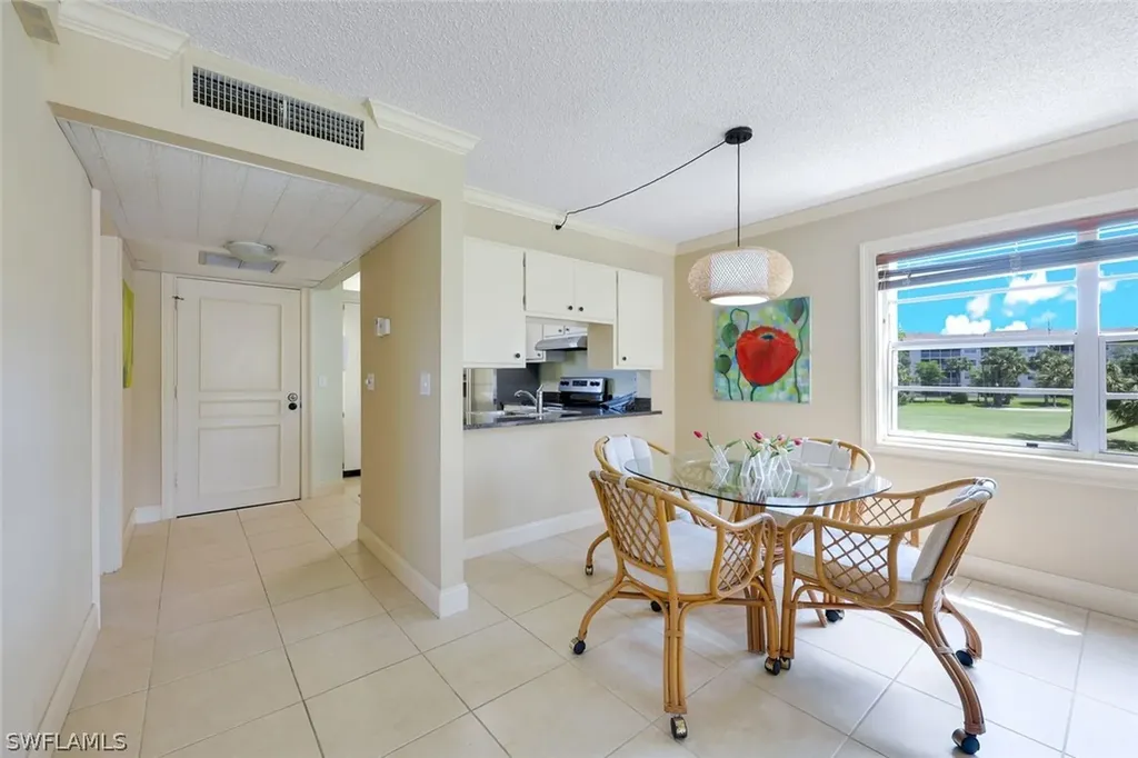 1057 Forest Lakes Drive Naples FL 34105