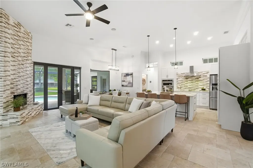 4740 5th Avenue SW Naples FL 34119