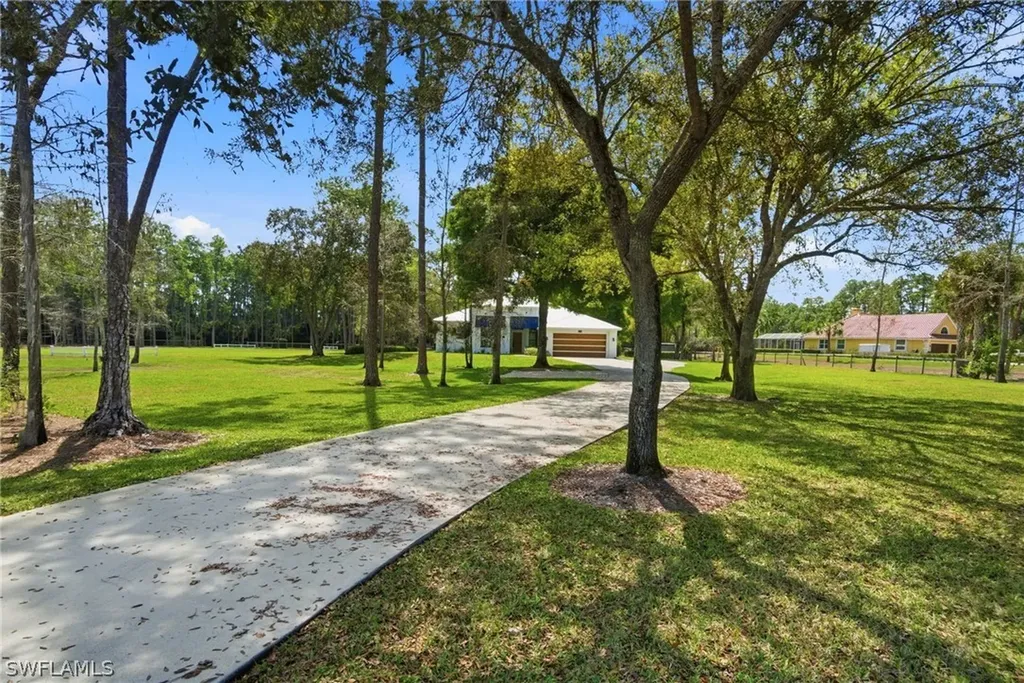 4740 5th Avenue SW Naples FL 34119