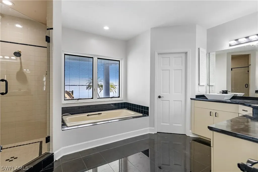 14988 Bonaire Circle Fort Myers FL 33908