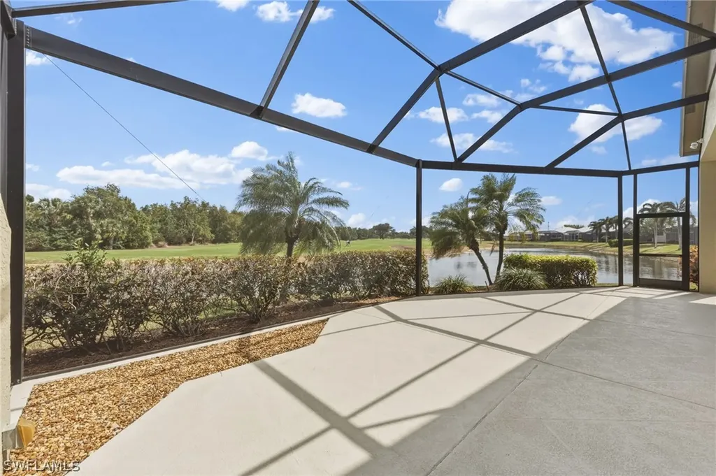 19427 Silver Oak Drive Estero FL 33967