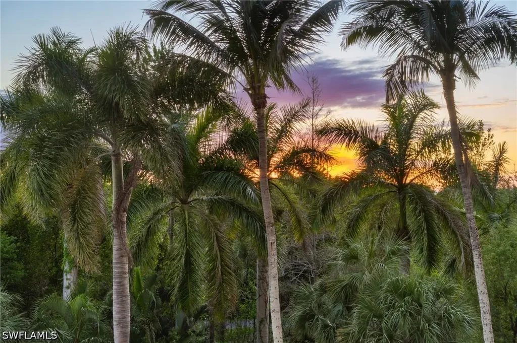 5555 Heron Point Drive Naples FL 34108