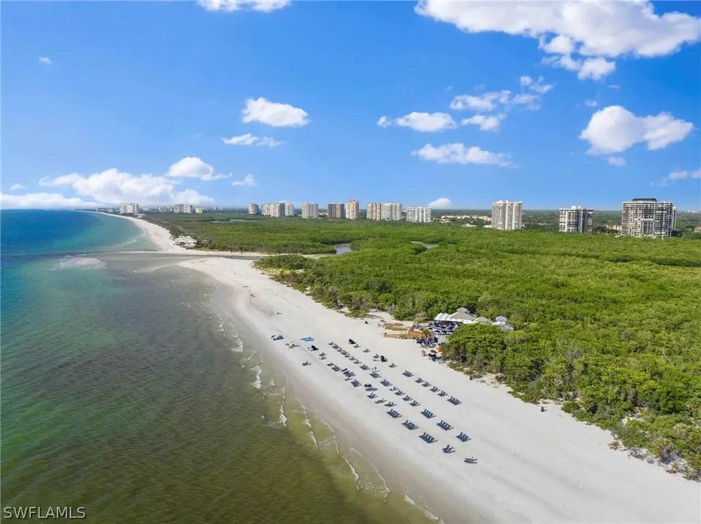 5555 Heron Point Drive Naples FL 34108