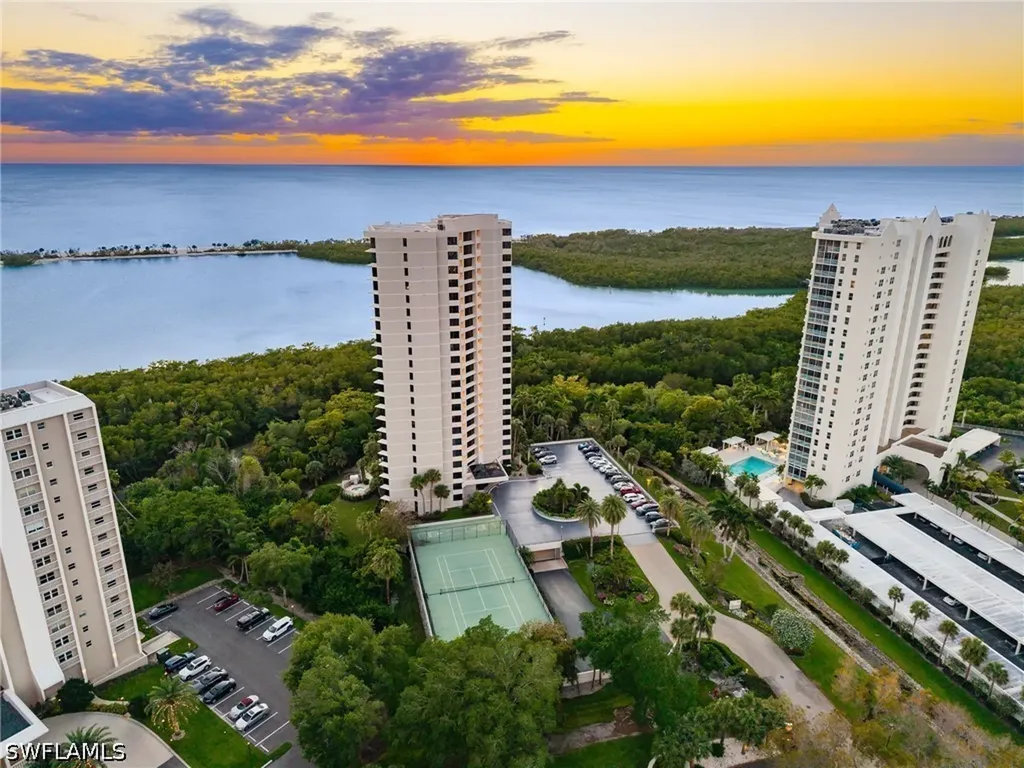 5555 Heron Point Drive Naples FL 34108