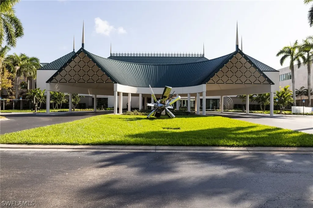5555 Heron Point Drive Naples FL 34108
