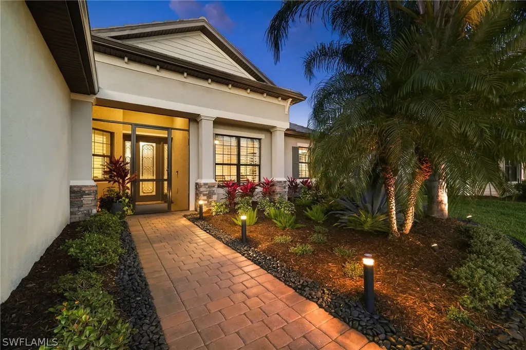 19038 Elston Way Estero FL 33928