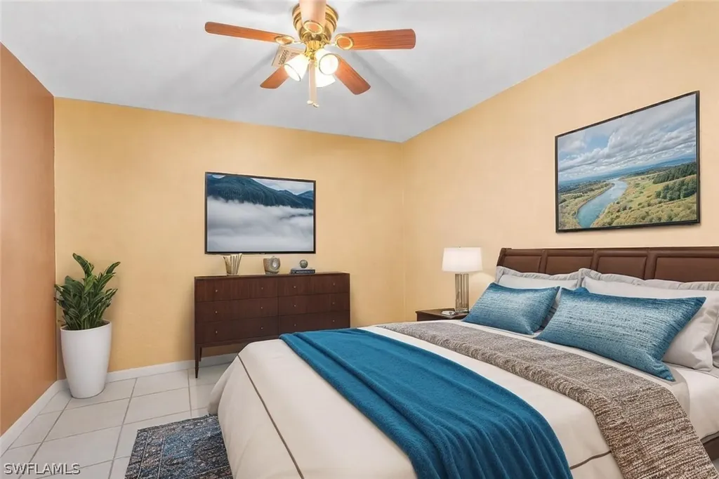 360 16th Avenue NW Naples FL 34120