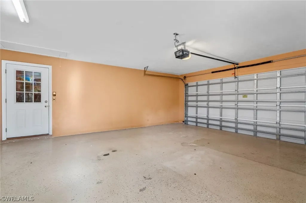 360 16th Avenue NW Naples FL 34120