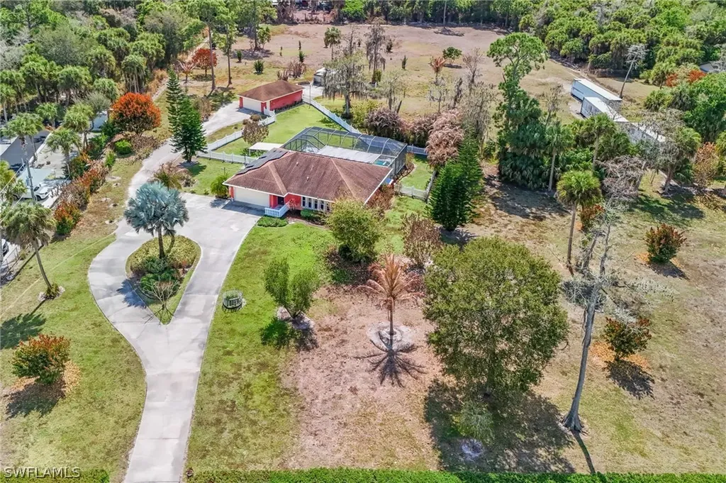 360 16th Avenue NW Naples FL 34120