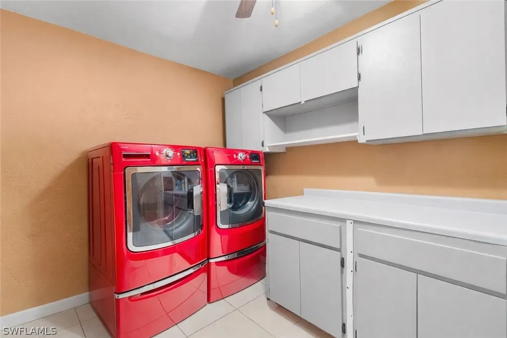 360 16th Avenue NW Naples FL 34120