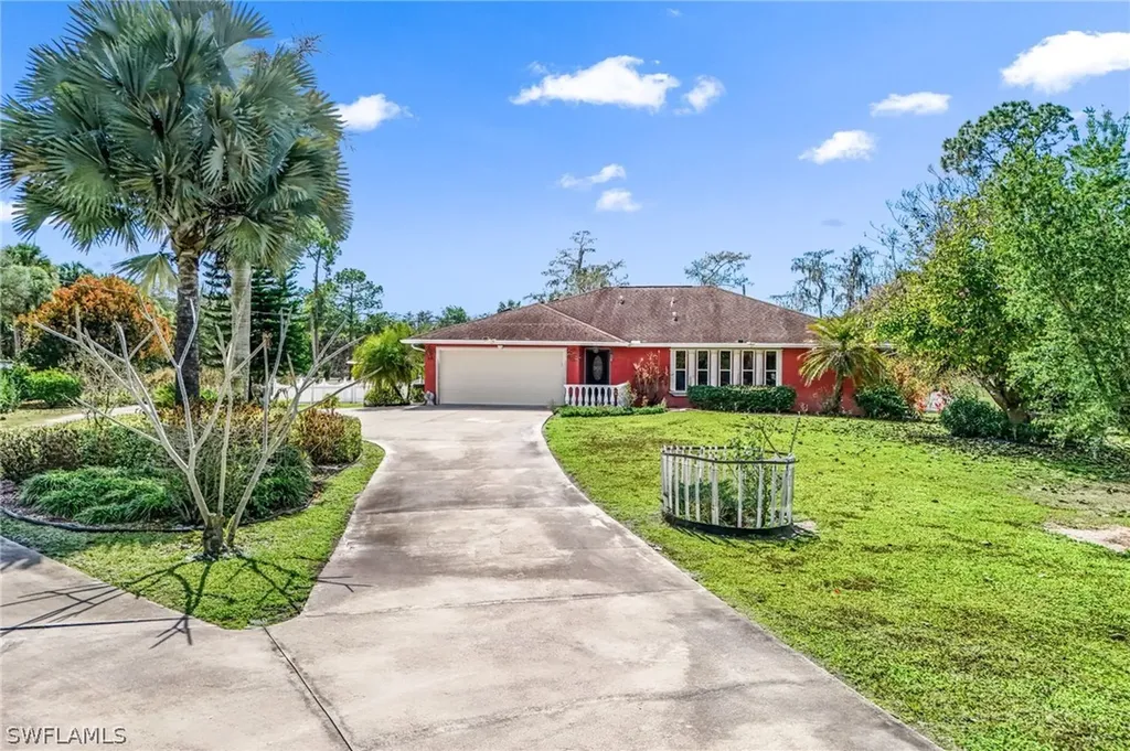 360 16th Avenue NW Naples FL 34120