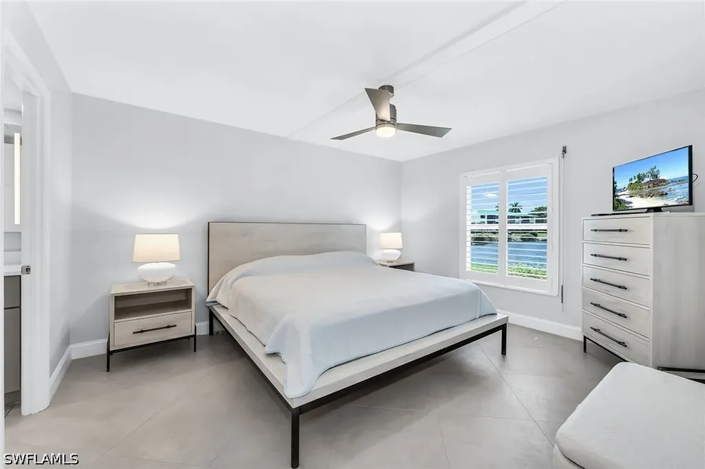 3055 Riviera Drive Naples FL 34103