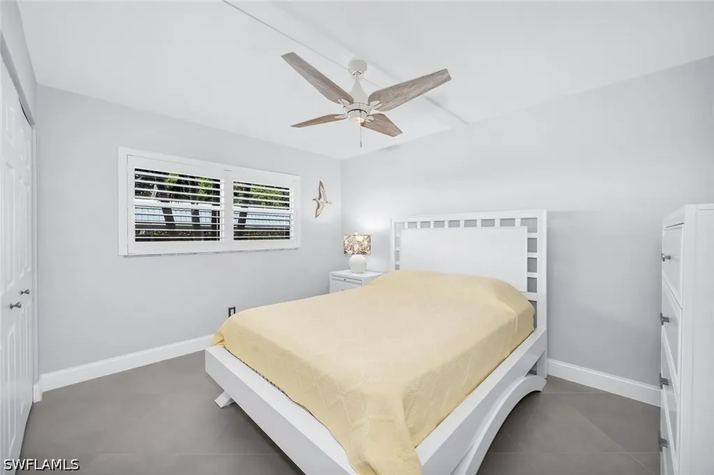 3055 Riviera Drive Naples FL 34103