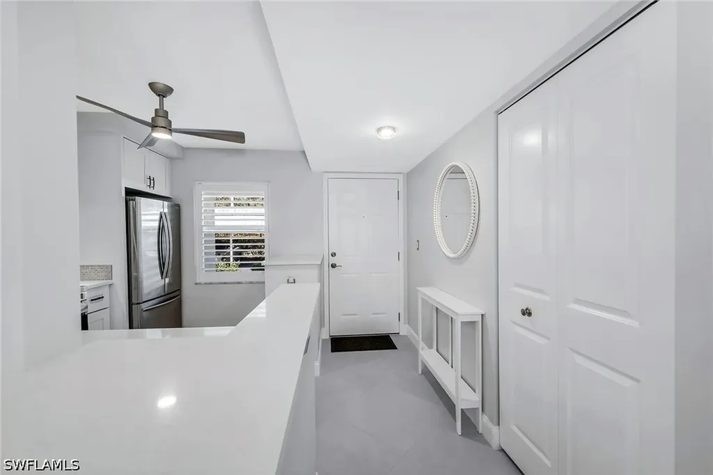 3055 Riviera Drive Naples FL 34103