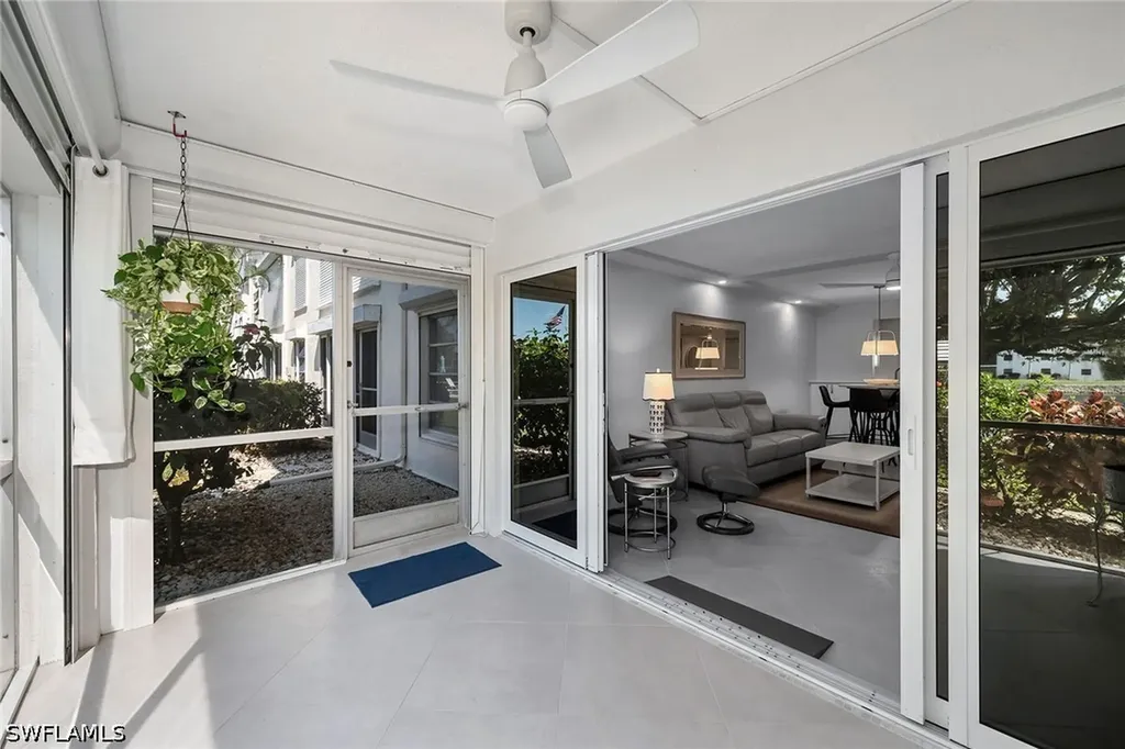 3055 Riviera Drive Naples FL 34103