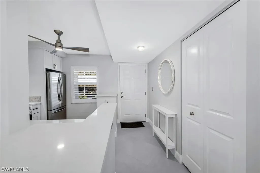 3055 Riviera Drive Naples FL 34103