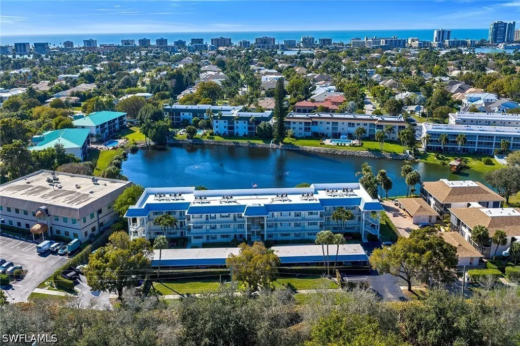 3055 Riviera Drive Naples FL 34103