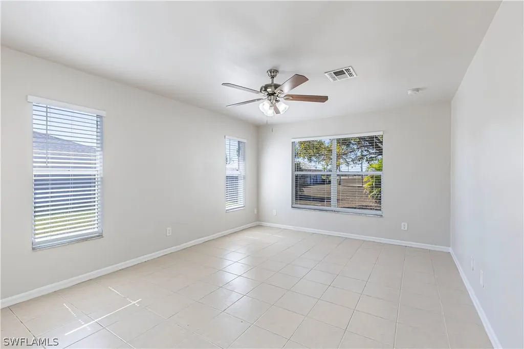 1704 NW 11th Court Cape Coral FL 33993
